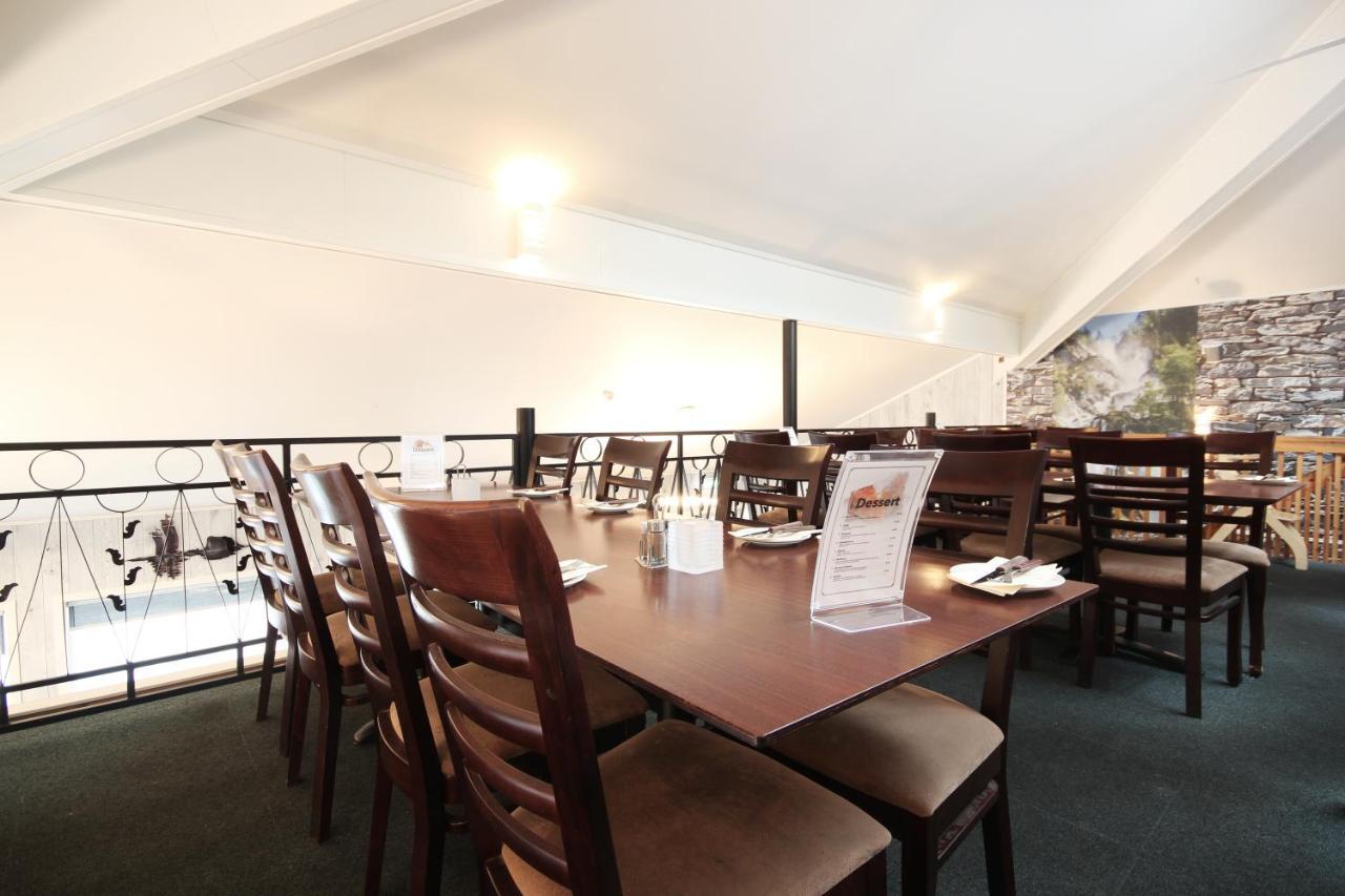Napoli Resturant & Hotell As 산네스쇠엔 외부 사진