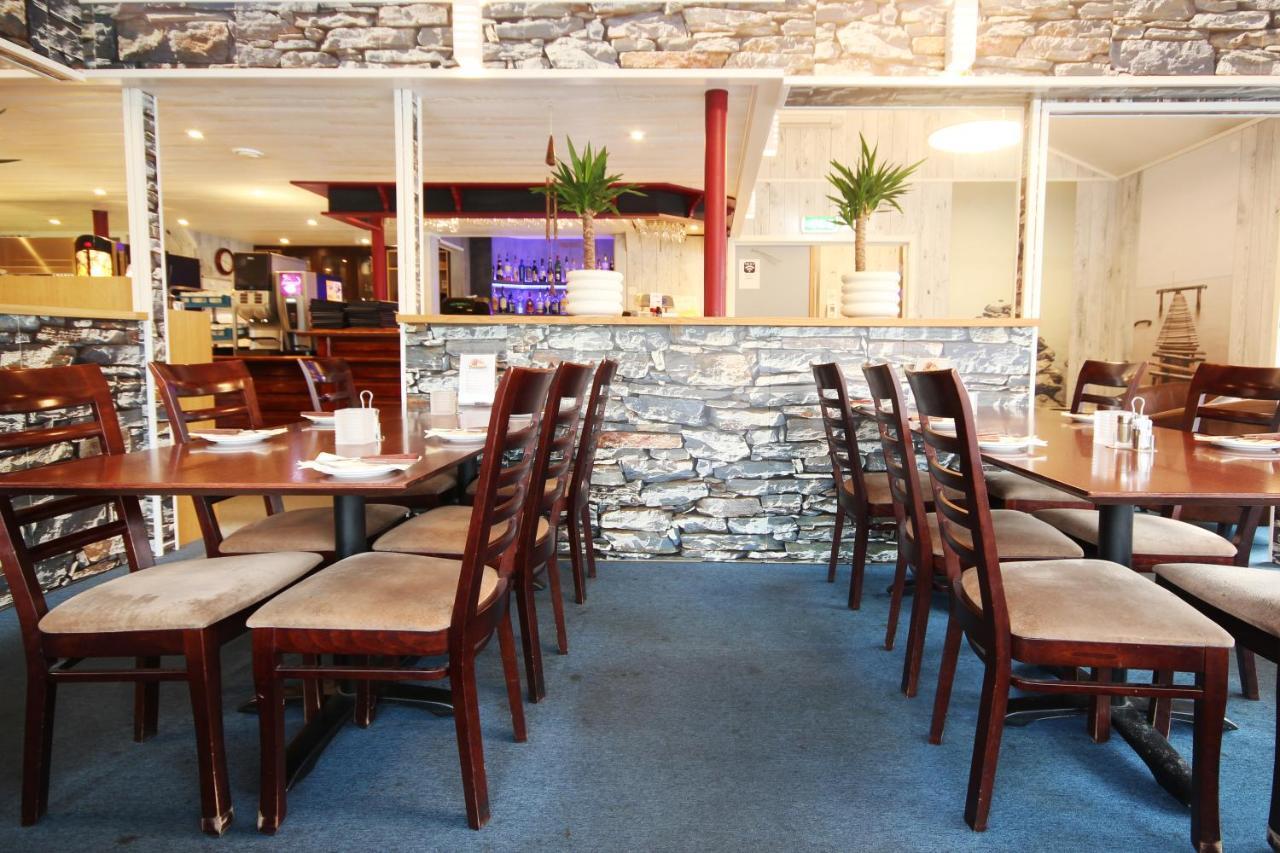 Napoli Resturant & Hotell As 산네스쇠엔 외부 사진